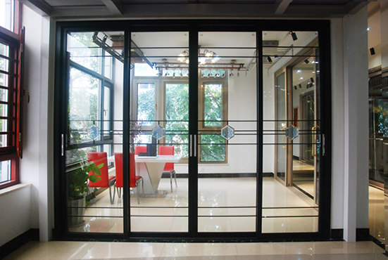 伊盾安全門(mén)窗怎么樣？好門(mén)窗可以大幅度提升生活質(zhì)量！122801